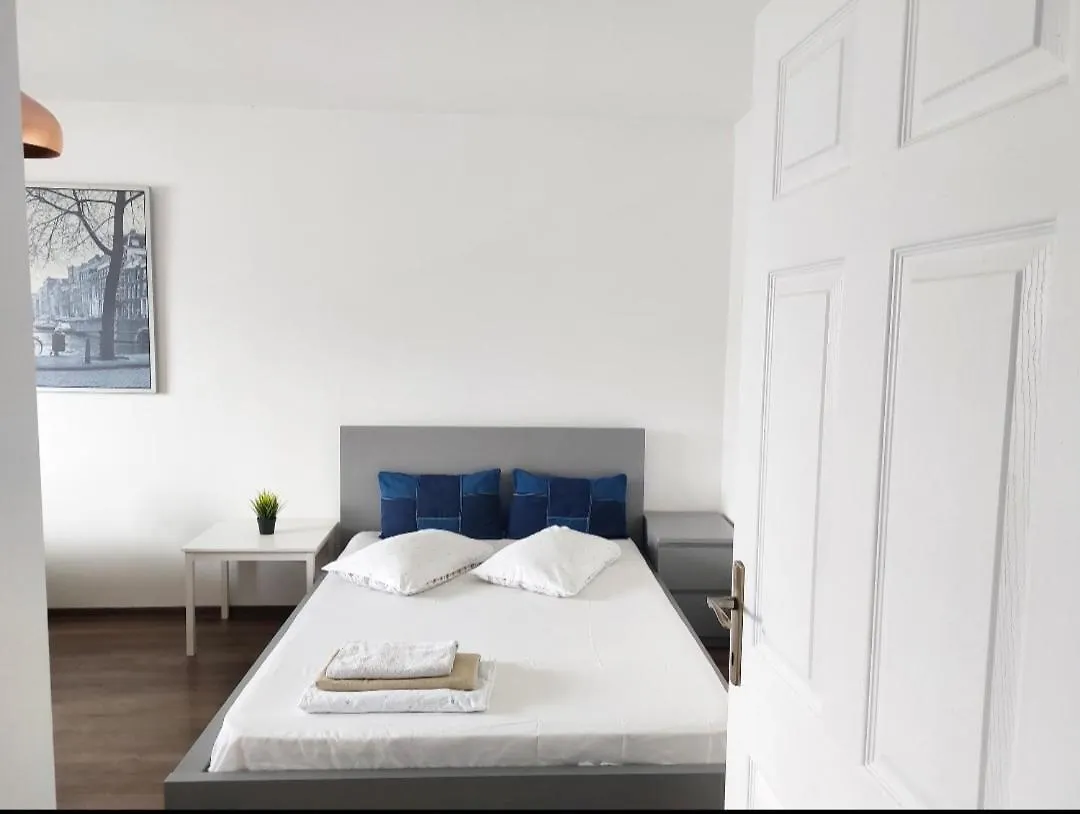 Piata Victoriei Kiseleff Park Apartment Studio Bukarest